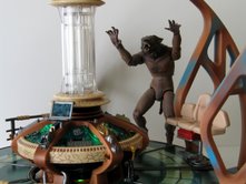 Tardis Playset and Werewolf 5 Inch Doctor Who Action Figure